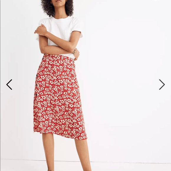 Madewell Side-Button Skirt in Full Bloom - Picture 1 of 3